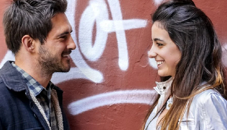 body language of a girl,signs of attraction in body language,understanding female body language,interpretation of girl body language,clues in female body language,non-verbal cues from women,indications of interest through body language,reading signals from a woman body language,deciphering female gestures and movements,physical signs of a girl interest