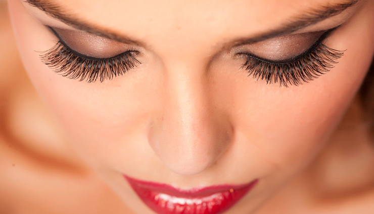 tips to use false eye lashes,beauty tips,beauty hacks