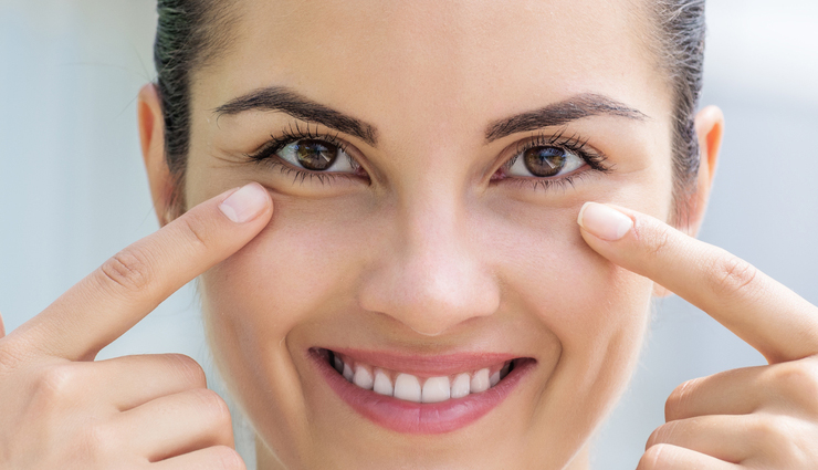 home remedies for eye redness,treat eye redness in summer,eye redness relief,natural remedies for eye irritation,summer eye care tips,soothing eye redness,conjunctival injection treatment,aloe vera for eye irritation,cold compress for red eyes,cucumber slices for eye relief,artificial tears for dry eyes,rose water for eye care,tea bags for inflamed eyes,hydration for eye health,uv protection for eyes,avoiding eye irritants,humidifier for dry eyes,blinking exercises for eye moisture