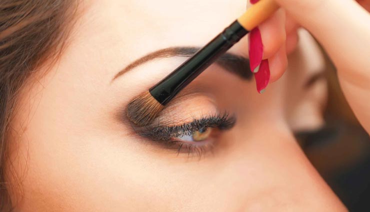 beauty tips,beauty tips in hindi,small eyes makeup tips,makeup tricks ,ब्यूटी टिप्स, ब्यूटी टिप्स हिंदी में, छोटी आंखों का मेकअप, मेकअप ट्रिक्स