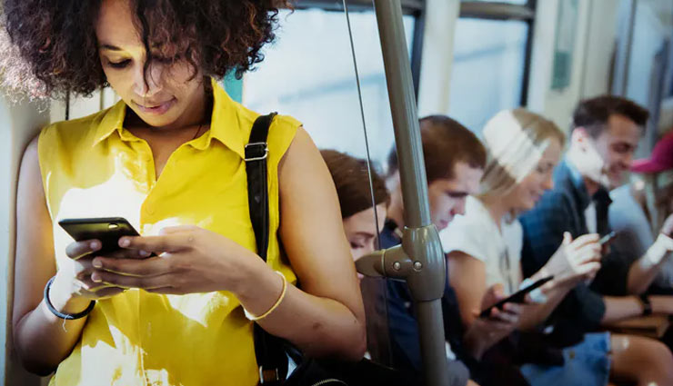 tips to keep your eyes safe,eyes safe using phone,Health tips