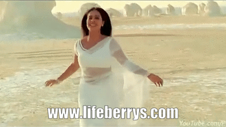 bollywood,actress,love run that made us fall in love,love scenes,when heroine runs,movie scenes