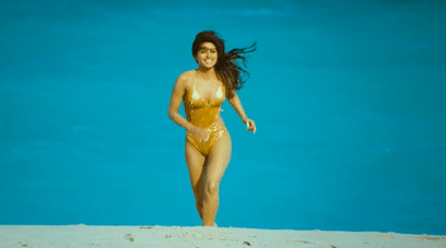 bollywood,actress,love run that made us fall in love,love scenes,when heroine runs,movie scenes