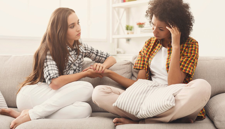 grieving friend,tips to care for friend,friendship tips,tips to help friend