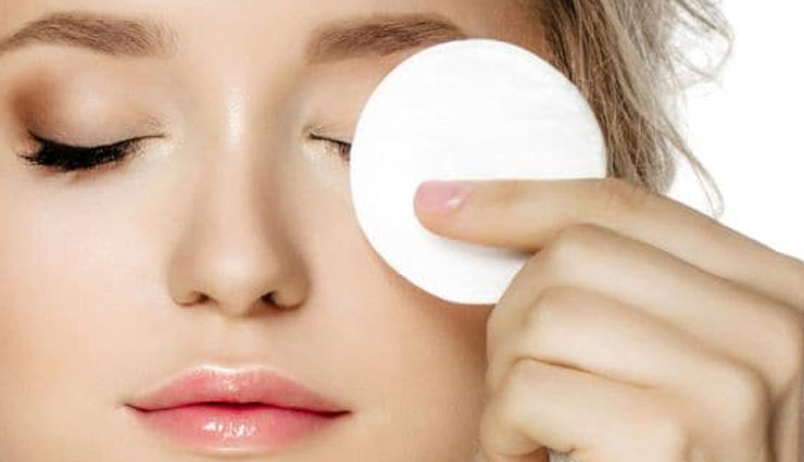 चाहते है चेहरे की ख़ूबसूरती दिनभर रहे बरकरार, करें इन चीजों का इस्तेमाल 