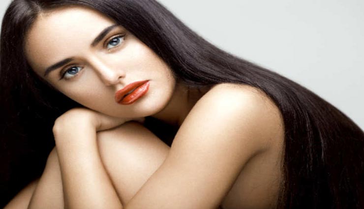 प्राचीन समय से खूबसूरती बढाने का काम कर रही हैं मुल्तानी मिट्टी, जानें किस तरह करें इसका इस्तेमाल