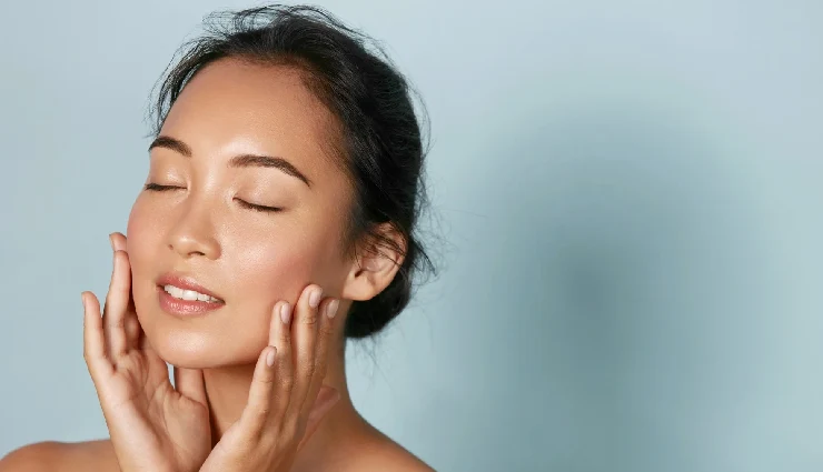 turmeric for skin,benefits of turmeric for face,turmeric face mask,natural skincare remedies,turmeric for acne,turmeric for glowing skin,turmeric anti-aging benefits,homemade turmeric beauty tips,turmeric for pigmentation,ayurvedic skincare turmeric