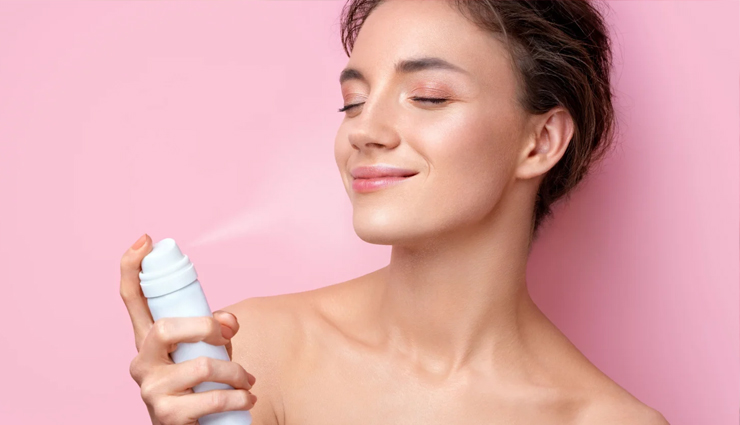 10 DIY Face Spritz to Keep You Refreshed During Summer