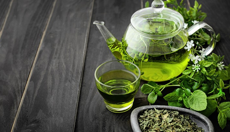 diy face toner to get glowing skin naturally,beauty tips,beauty hacks