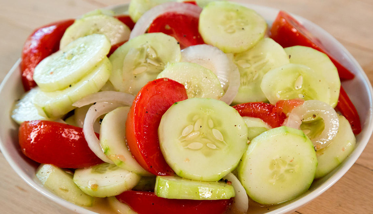 multani mitti and rose water,cucumber and tomato,honey and lemon,honey and milk,almond oil and aloe vera,yoghurt and besan,oatmeal and milk cream,orange peel and curd,papaya and milk,neem powder and besan,homemade face cleansers,homemade face wash,skin care tips,beauty tips