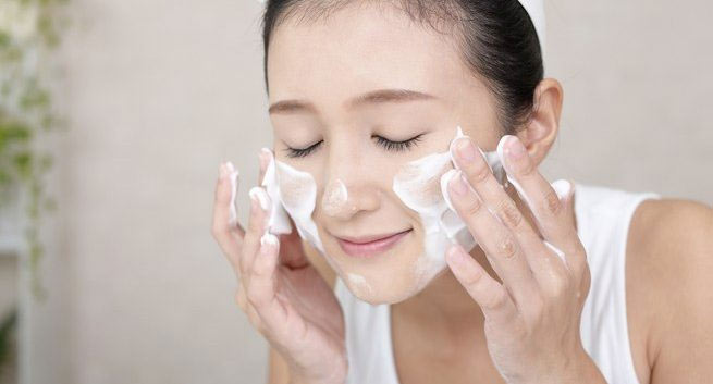 face wash is wrong for your skin,face wash checking tips,beauty tips,skin care tips