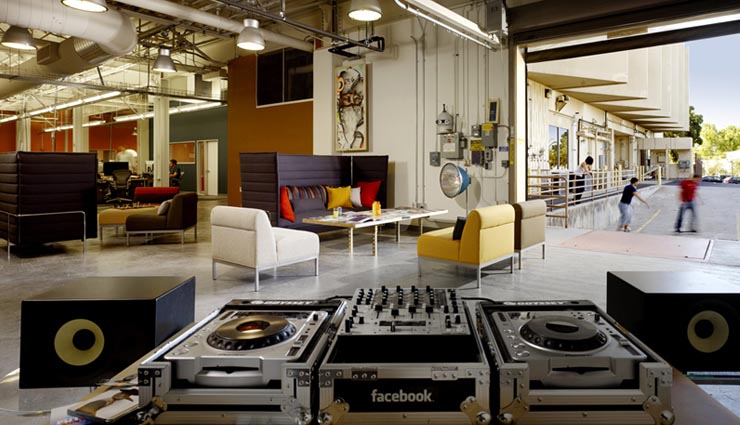 5 breathtaking workplaces around the world,selgas cano madrid,google office zurich,comvert italy,facebook california,d tac thailand,most creative offices in the world,offices around the world,best offices,best workplace,amazing workplace