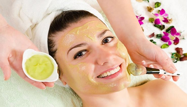 फेसपैक लगाते समय बचे इन 4 गलतियों से, मिलेगा पूरा फायदा