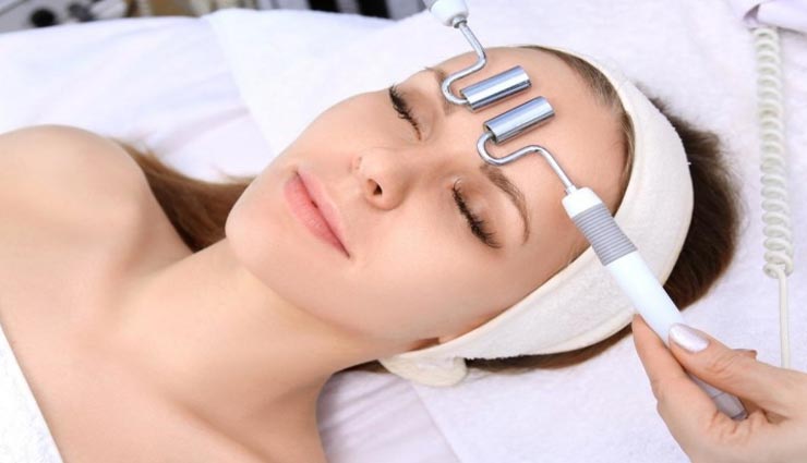 इस तरह करें घर पर ही करें फेशियल, मिलेगा दमकता चेहरा