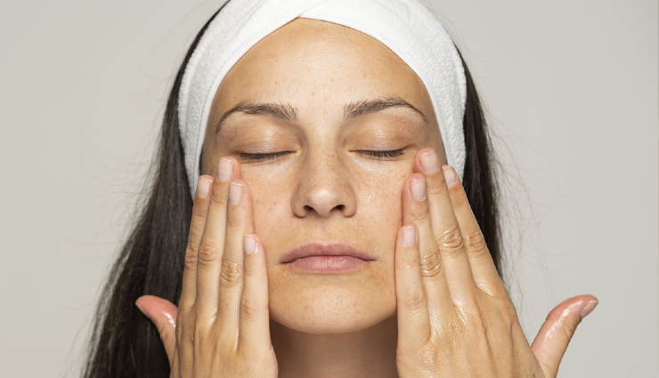 facial hacks,natural beauty tips,diy skincare,home remedies for radiant skin,facial massage techniques,hydrating face masks,exfoliating face scrubs,glass skin routine,coffee filter face mask,banana facial mask,homemade skincare recipes,enhance natural radiance,nourishing skin treatments,diy facial care,beauty from within