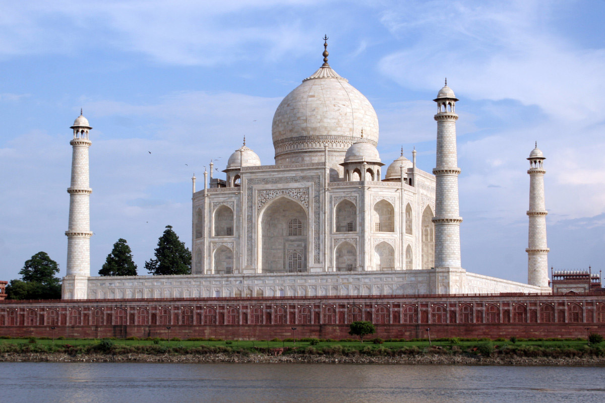 facts about tajmahal,interesting facts,taj mahal