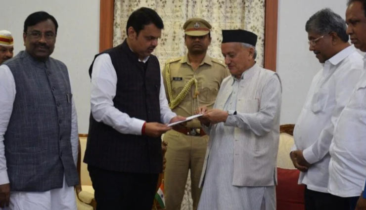 adnavis lashes out at shiv sena,fadnavis,fadnavis submits resignation,maharashtra