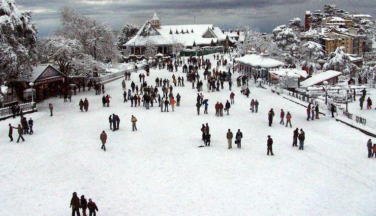 ski resorts in india,beautiful ski resorts in india,the khyber himalayan resort and spa,cliff top club,hotel highlands park,solang valley resort,the vintage gulmarg,himalayan castle resort,negis hotel mayflower,manuallaya resort,fagu ski resort,garhwal mandal vikas nigam hotel,travel,india travel,holidays,travel guide