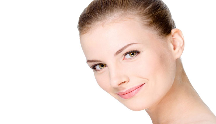 सूरज की तेज किरणें बना रही है आपको काला, ले इन घरेलू नुस्खों की मदद