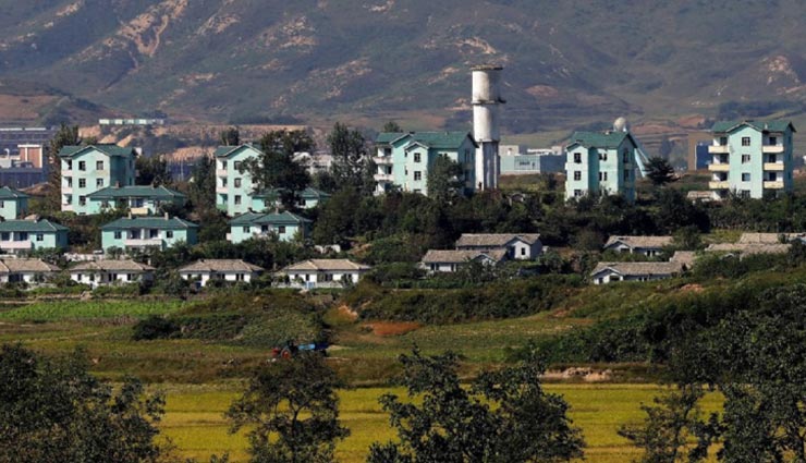 अनोखा गांव जहां हैं फाइव स्टार होटल जैसी सुविधाएं, लेकिन कोई भी रहना नहीं चाहता weird news,weird information,weird place,weird village,kijong dong fake city,north korea,no one is living