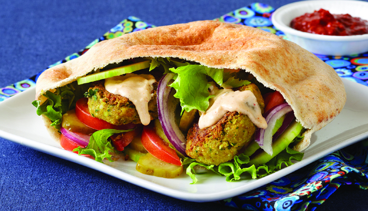 Recipe - Delicious Falafel Sandwich