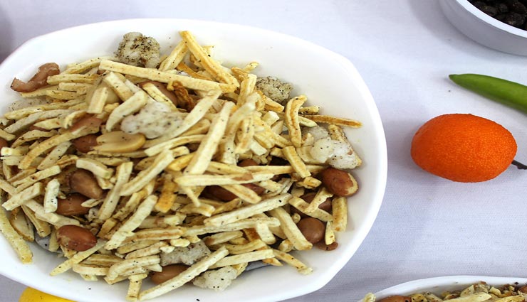 Navratri Special : उपवास के दौरान लें फलाहारी मिक्सचर का चटपटा स्वाद #Recipe