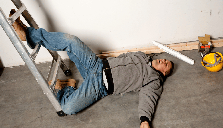 concussion,traumatic brain injury (tbi),head injury,brain injury,concussion symptoms,concussion causes,sports-related concussion,concussion treatment,signs of concussion,head trauma,concussion recovery,post-concussion syndrome,long-term effects of concussion,what is a concussion?,major symptoms of concussion,causes of concussion,how to treat a concussion,concussion in sports,concussion from car accidents,concussion from falls,concussion from physical assault,concussion diagnosis and management,symptoms of traumatic brain injury,impact of concussion on brain health,preventing concussions,concussion medical evaluation,cognitive rest for concussion,physical rest for concussion recovery,when to seek medical attention for a concussion,concussion in children,concussion in older adults,repeated concussions risks,concussion and mood changes,concussion-related sleep disturbances,recognizing concussion symptoms,concussion and sensitivity to light,blurred vision from concussion,dizziness after head injury