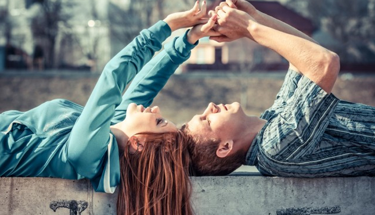10 Secret Reasons Guys Fall in Love With a Girl