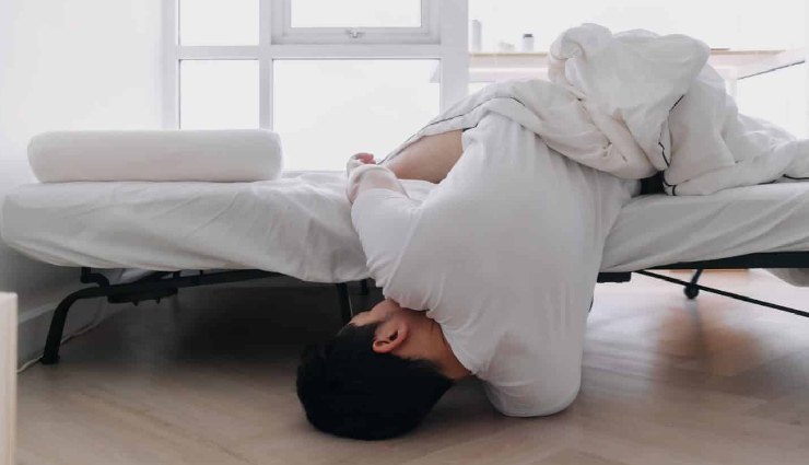 high pillow side effects,pillow height impact,elevated pillow discomfort,neck pain from high pillow,shoulder pain due to elevated pillow,poor sleep from high pillow,headaches from elevated pillow,numbness from high pillow,tingling sensations elevated pillow,snoring high pillow,sleep apnea elevated pillow,sleep-related injuries high pillow