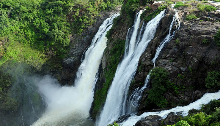 beautiful places of karnataka,karnataka major attractions,visiting karnataka beautiful places,tourism,travel,holidays