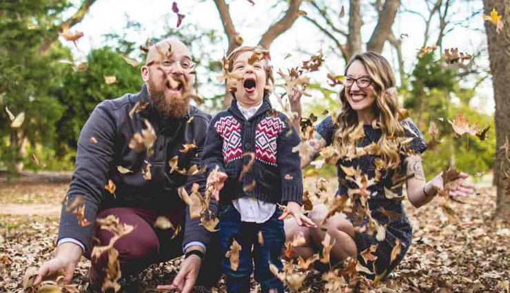 bond with family,family relationship tips,tips for strong bond among family,family care tips,relationship tips