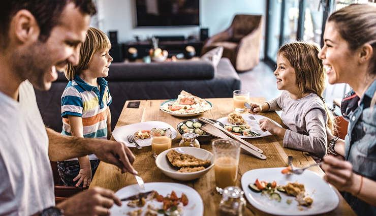 tips to make your house peaceful,ways to bring happiness in your home,peace in home,mates and me,relationship tips