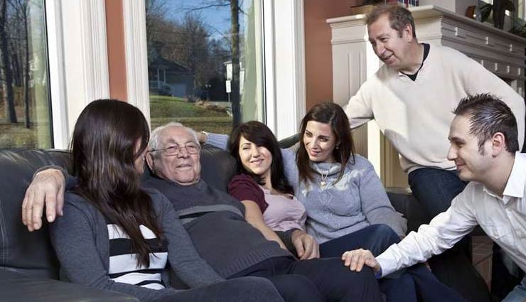 family meetings,things to do during family meetings,family tips