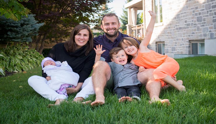 vastu tips,vastu tips in hindi,pictures at home,pictures directions