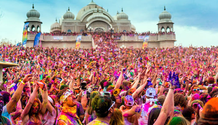 famous festivals of india,festivals of india,india,makar sankranti,diwali,holi,dussehra,rakshabandhan