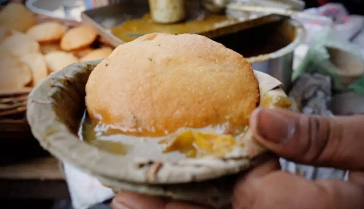 10 Famous Foods To Try in Agra