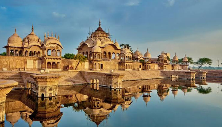 famous indian attractions,famous indian attractions among tourist,tourist places in india,mehrangarh fort,jodhpur,taj mahal,agra,khajuraho temples,khajuraho,amer fort and palace,jaipur,tomb of itimad ud daulah,agra