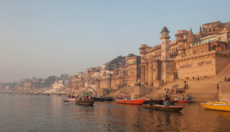 well known landmarks,landmarks in india,the taj mahal,the red fort,the golden temple,the varanasi ghats,fatehpur sikri,ajanta and ellora caves,the victoria memorial