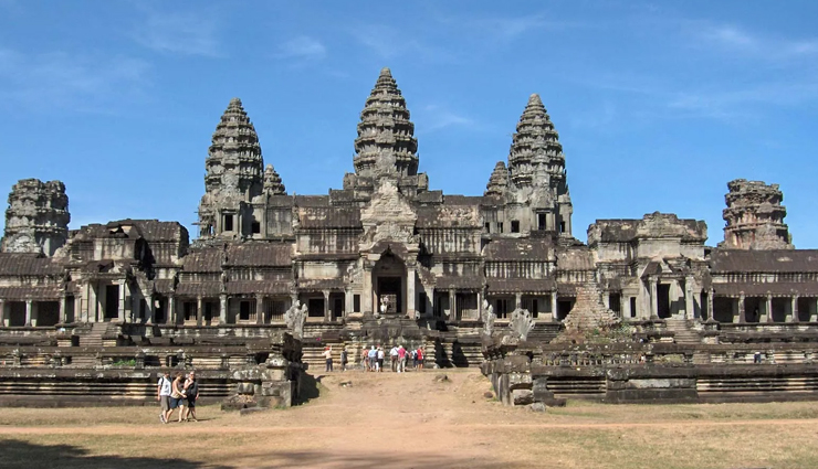 famous temples around the world,famous indian temples,prambanan temple,java,indonesia,angkor wat,cambodia,pashupatinath temple,kathmandu,nepal,tanah lot temple,bali,batu caves sri subramanian swamy devasthanam,kuala lumpur,malaysia,arulmigu sri rajakaliamman glass temple,johor bahru