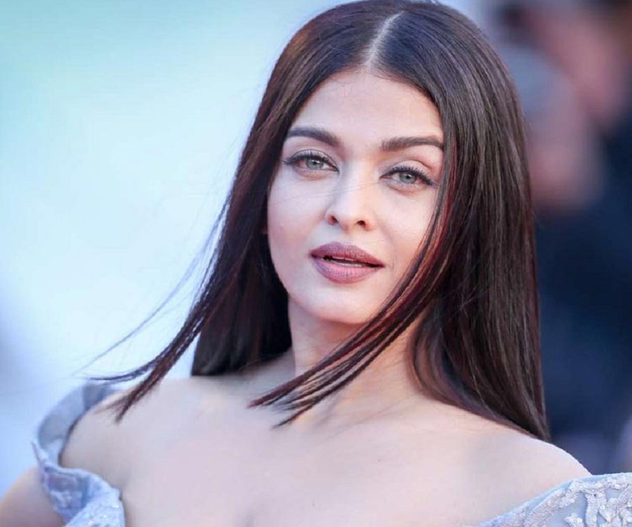 बॉलीवुड वर्ष 2018: नायिका प्रधान, लेकिन दमदार सफलता की पूरी आशा bollywood,anushka sharma pari,rani mukerji,hichki,manikarnika the queen of jhansi,kangana ranaut,raazi,alia bhatt,veere di wedding,Kareena Kapoor Khan,sonam kapoor,swara bhaskar,shikha talsania,fanney khan,Aishwarya Rai Bachchan,entertainment,gossips