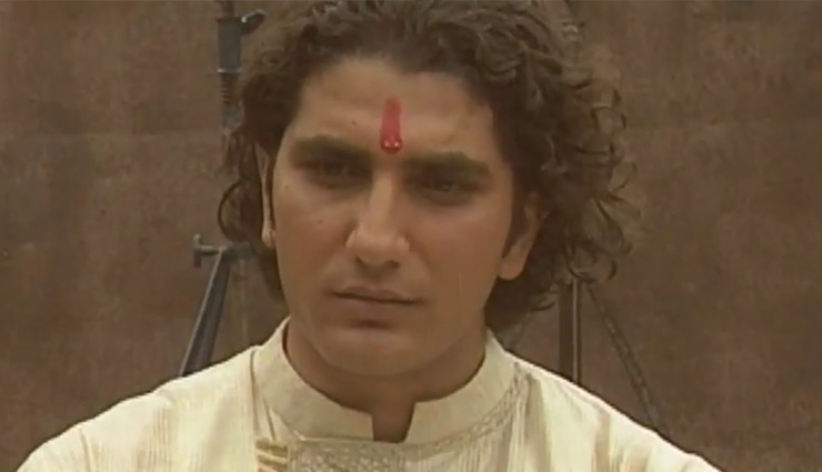 जिंदगी से जूझ रहा रानी मुखर्जी का ये को-एक्टर, गंभीर हालत में आईसीयू में भर्ती