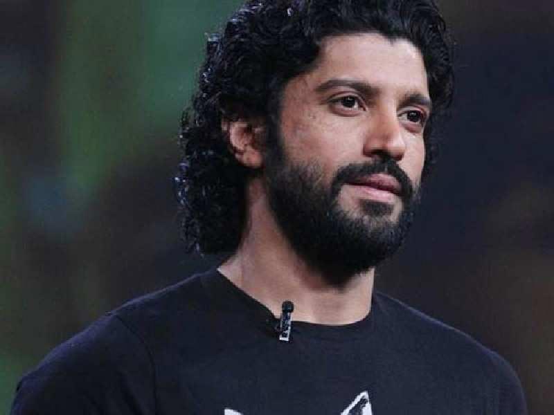 bollywood,farhan akhtar,shibani dandekar,viral photo,instagram