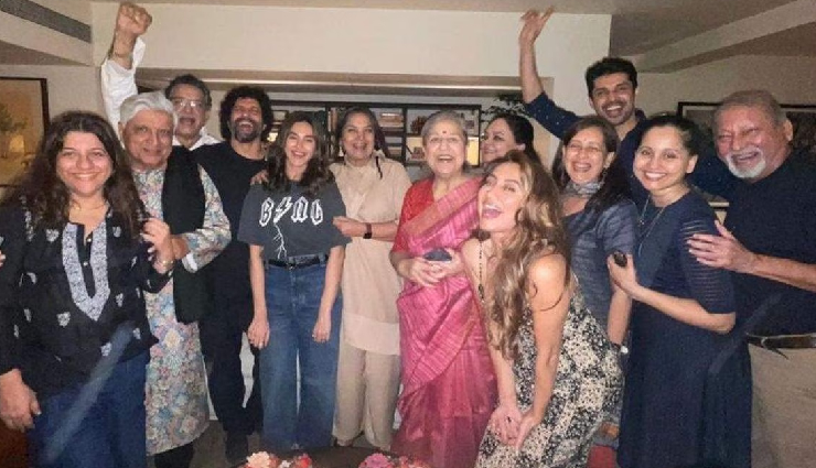 2 News : फरहान ने परिवार के साथ मनाया 50वां जन्मदिन, मृतक-घायलों के परिजनों से मिले यश, की अपील
