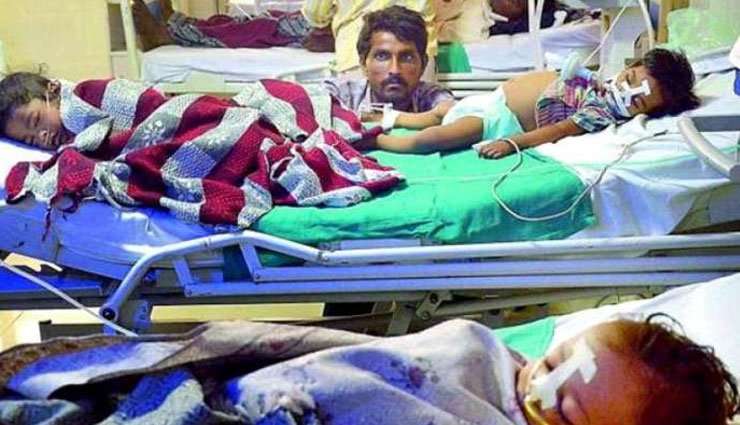 farrukhabad,infant deaths,doctors,leave,uttar pradesh,hindi news