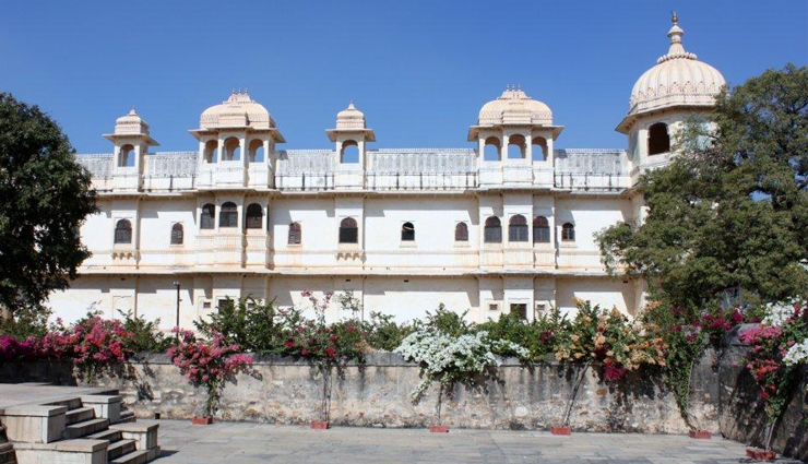 interesting facts about fateh prakash palace,fateh prakash palace,fateh prakash palace facts,holidays,travel,tourism