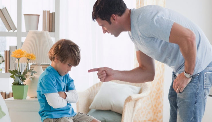 पिता की ये गलतियाँ दूर करती है अपने बेटों को, जानें और रिश्तों को मजबूत बनाए 