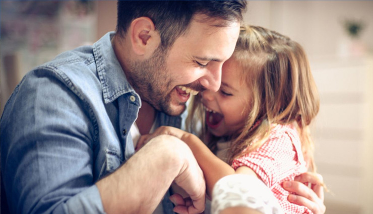 बच्चे और पिता के बीच के रिश्ते को बनाएं और मजबूत, काम आ सकती है ये टिप्स