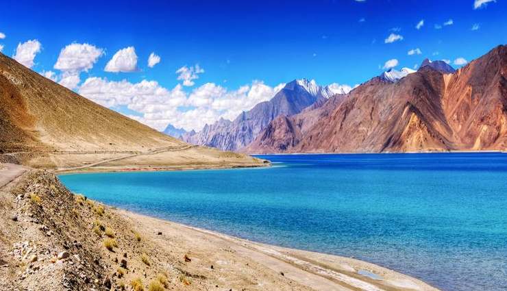 goa,kullu-manali,leh-ladakh,gulmarg-pahalgam,kausani-nainital,udaipur-jodhpur,favorite tourist destination in india,destinations,tourist destinations,places to visit in india