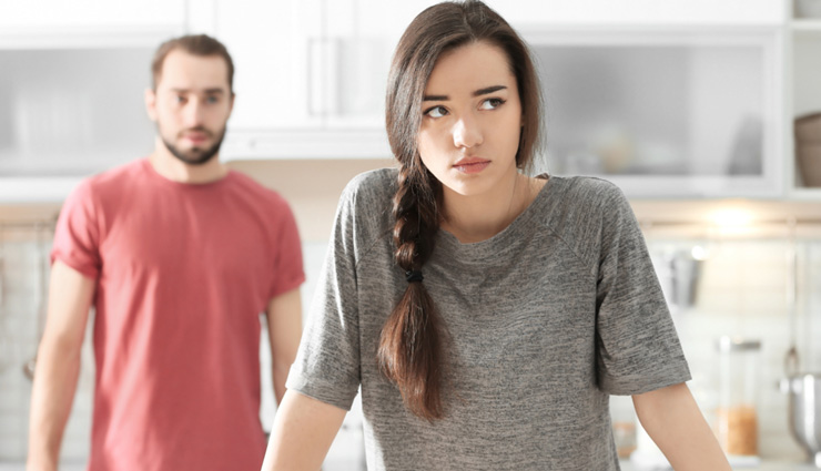 11 Reasons Why Something Feels Off in Your Relationship