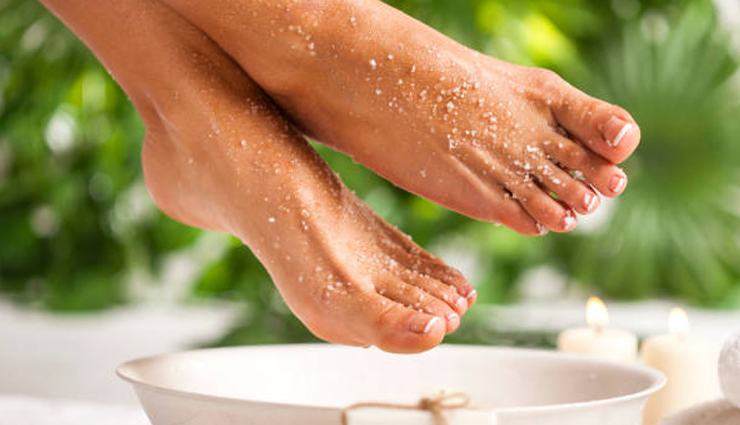 Get Soft and Beautiful Feet With These 5 Homemade Scrub